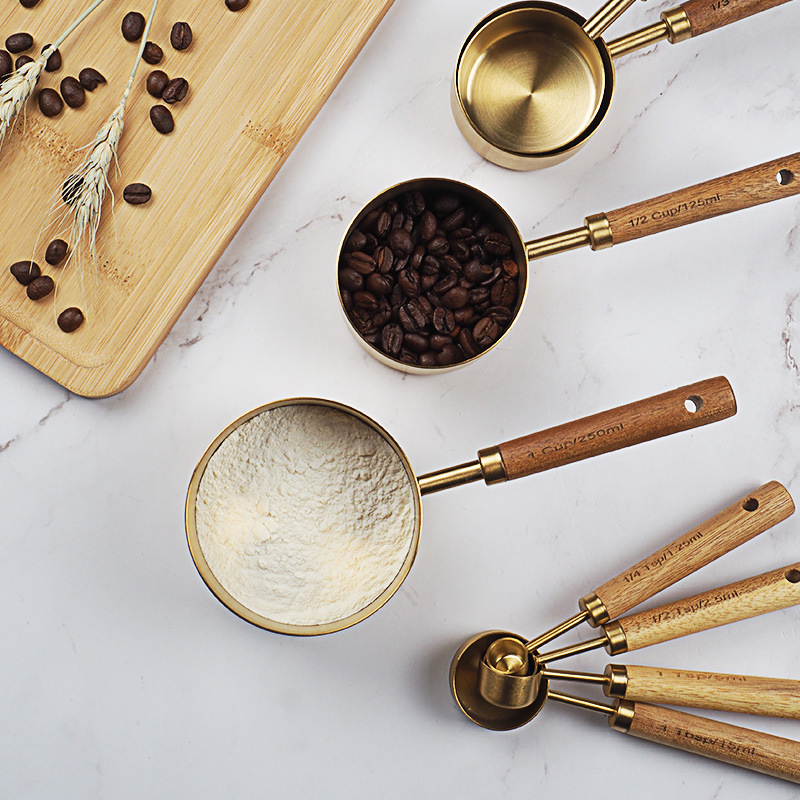 Tazas y cucharas medidoras dor - Kitchen Gadgets Gold reseña y precio